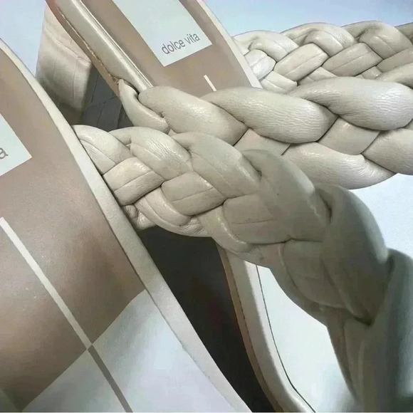 DV Dolce Vita Women's Sindra Heeled Sandal
Sz 9.5 New in Box - Picture 8 of 16